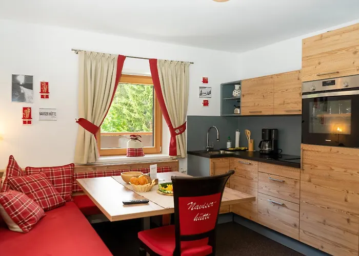 Ferienhaus Grief 143- Naviser Huette Navis