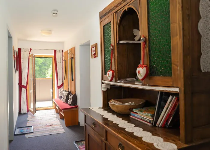 度假居 Grief 143- Naviser Huette *